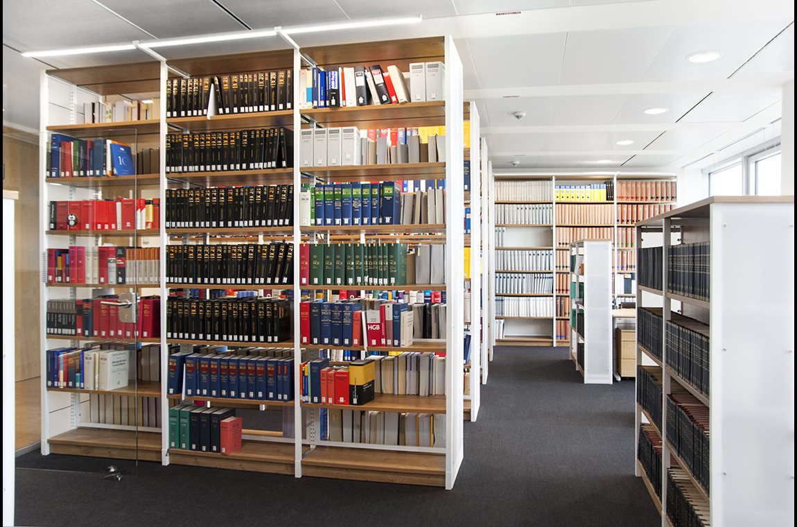 Bibliothèque municpale de Francfort, Allemagne - Bibliothèque municipale et BDP