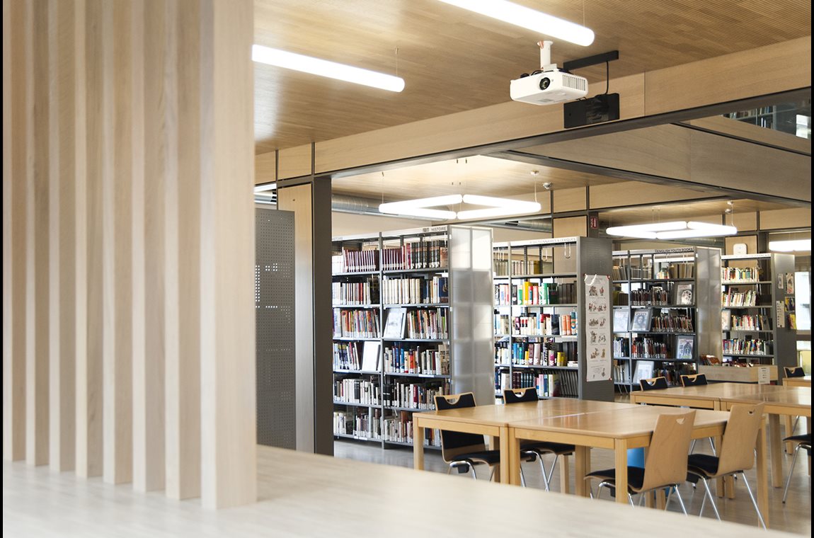 Ecole Privée Fieldgen, Luxembourg - Schoolbibliotheek