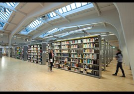 düsseldorf_academic_library_de_004.jpg