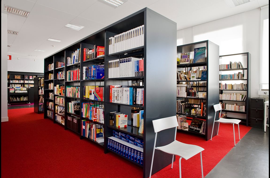 The French School in Stockholm, Sweden - School library