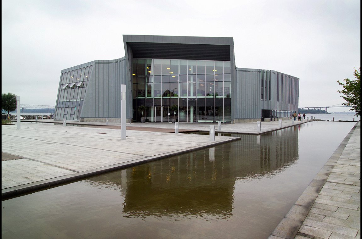 Bibliothèque municipale de Middelfart, Danemark - Bibliothèque municipale et BDP