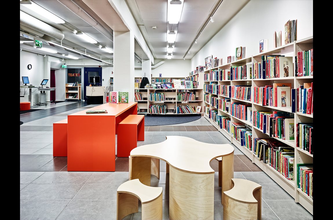 Bibliothèque municipale de Kiruna, Suède - Bibliothèque municipale et BDP