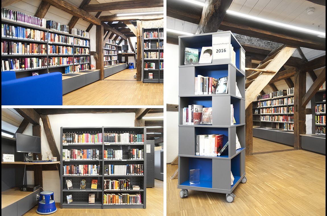 Öffentliche Bibliothek Ehningen, Deutschland - Öffentliche Bibliothek