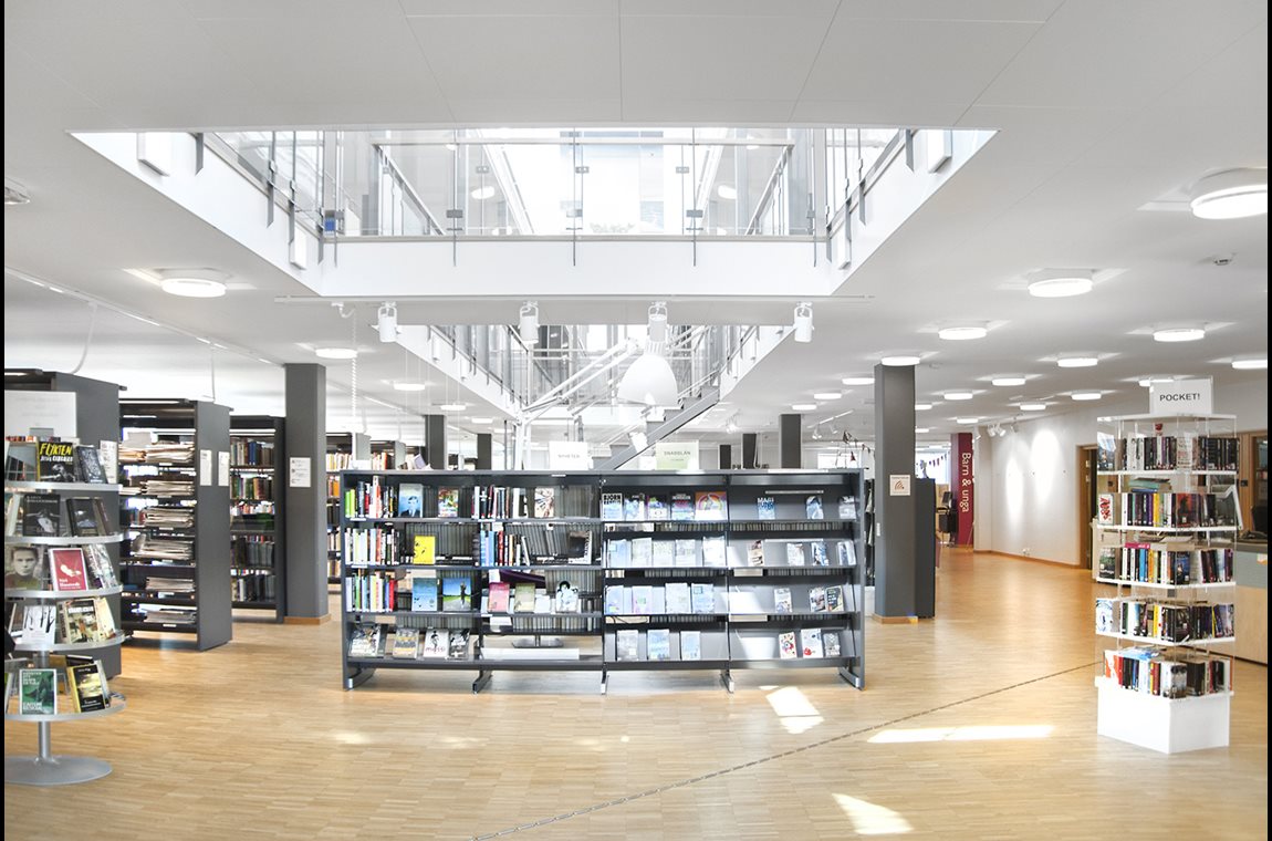 Sundsgymnasiet, Vellinge, Schweden  - Schulbibliothek