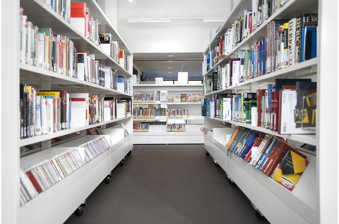 Zoersel bibliotek, Belgien - Offentligt bibliotek