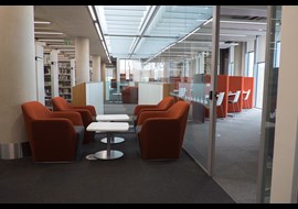 bedfordshire_academic_library_uk_031.jpg