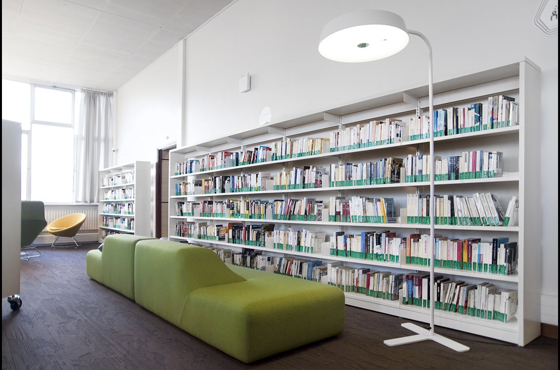 HEC Paris, Frankrig - Akademisk bibliotek