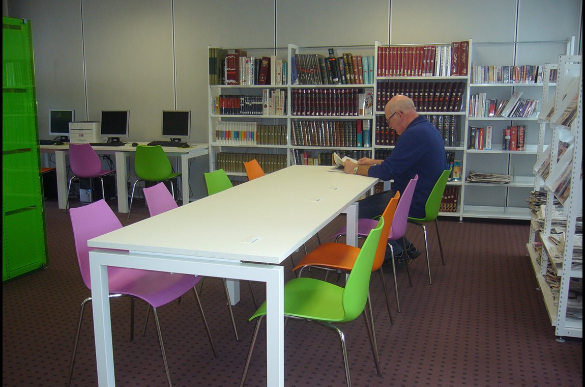 Bedrijfsbibliotheek CIE 3 Chênes, Belfort, Frankrijk - Bedrijfsbibliotheek