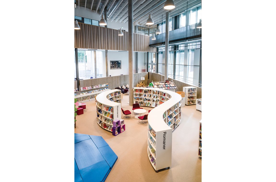 Tangenten Public Library in Nesodden, Norway  - Public library