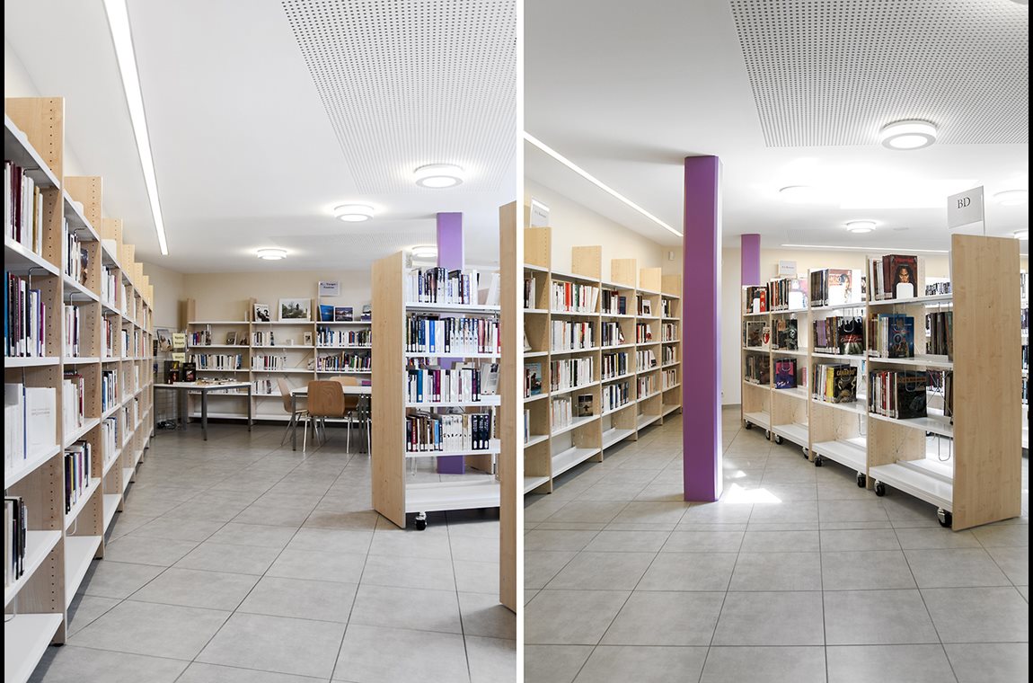 Léglise bibliotek, Belgien - Offentliga bibliotek