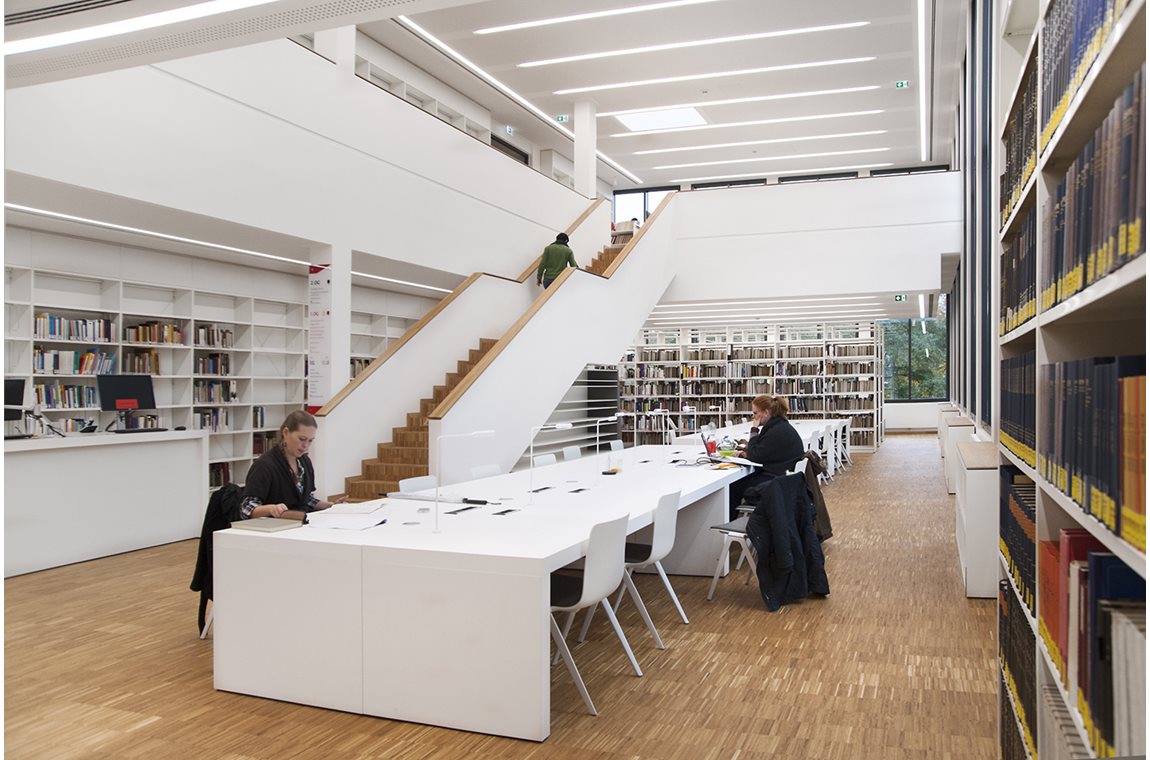 Muziekacademie in Detmold, Duitsland - Wetenschappelijke bibliotheek