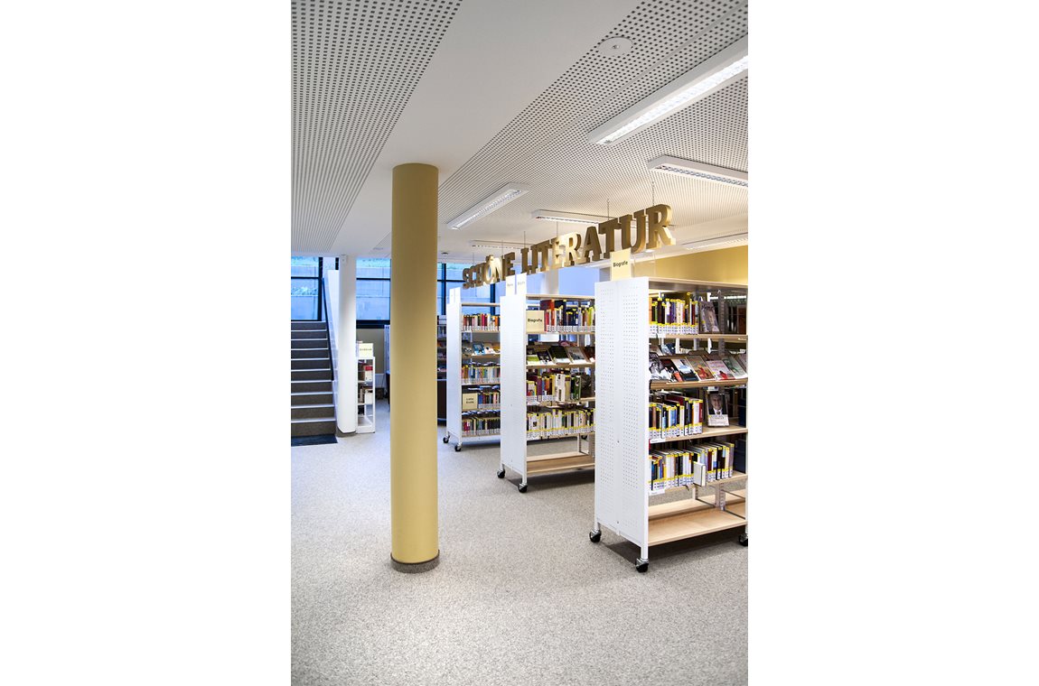 Stadtbibliothek Achim, Deutschland - Öffentliche Bibliothek