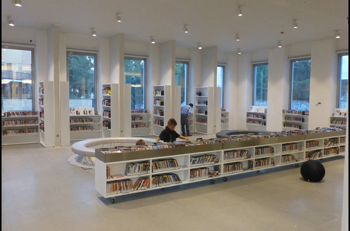 Bibliothèque municpale d'Il Pertini, Italie - Bibliothèque municipale et BDP