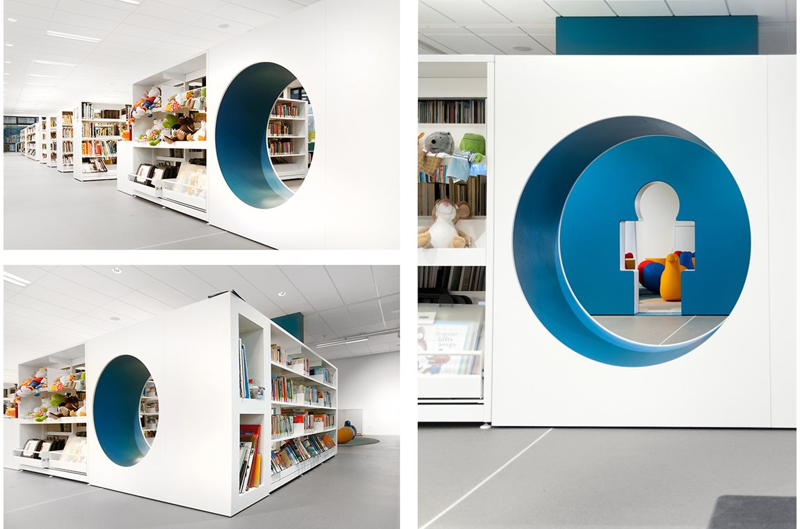 Wevelgem Bibliotek, Belgien - Offentligt bibliotek