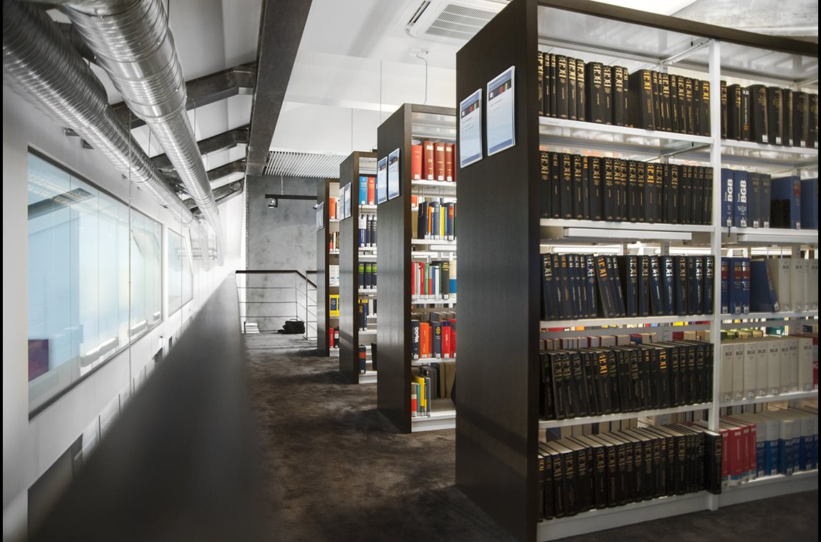 Kirkland virksomhedsbibliotek, München, Tyskland - Virksomhedsbibliotek