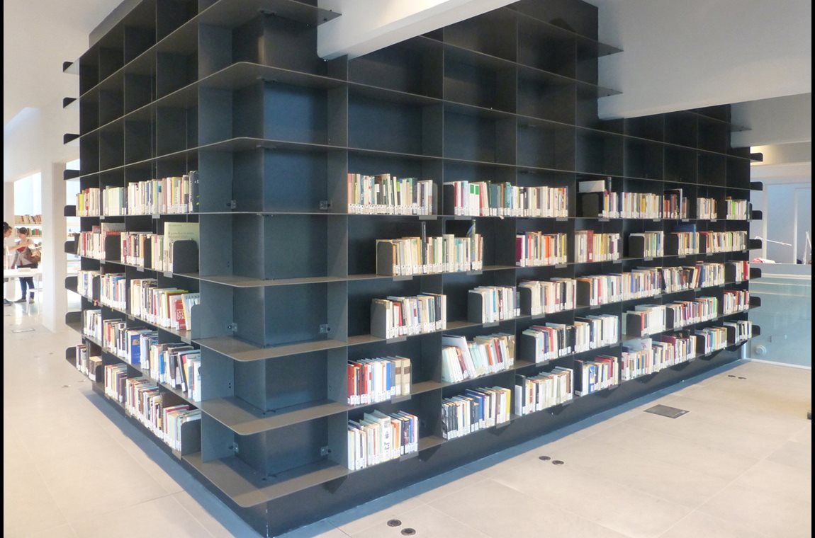 Il Pertini folkbibliotek, Cinisello, Italien - Offentliga bibliotek