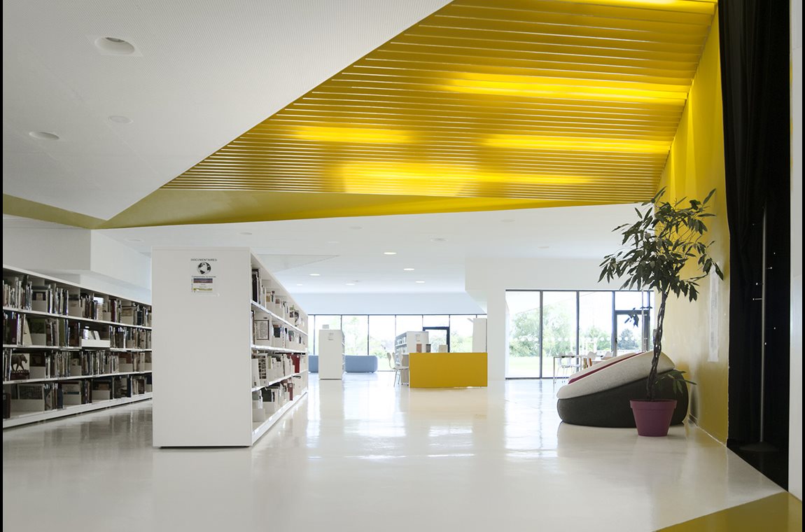 Openbare bibliotheek Isbergues Cultureel Centrum, Frankrijk - Openbare bibliotheek