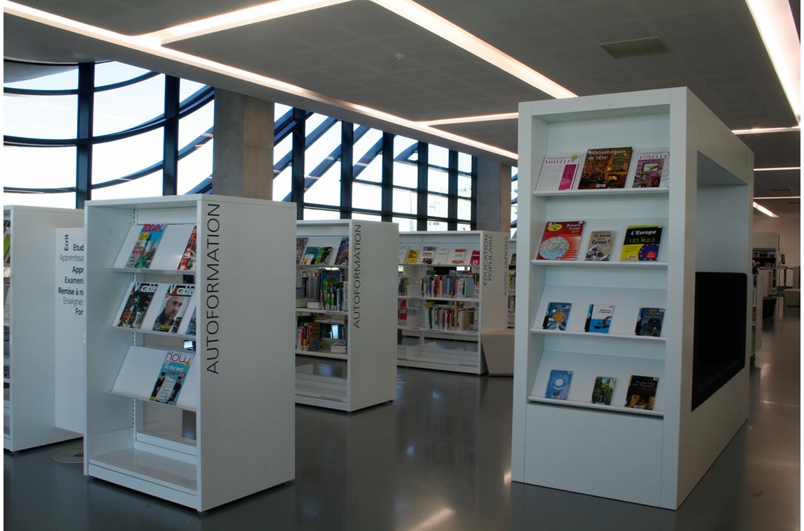 Pierrevives – médiathèque départementale, France - Bibliothèque municipale