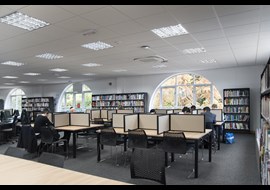 hertfordshire_haberdashers_askes_boys_school_library_uk_012.jpg