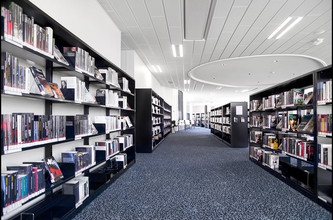 L'Awena bibliotek i Guipavas, Frankrike - Offentliga bibliotek