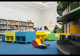 morningside_public_library_uk_012.jpg