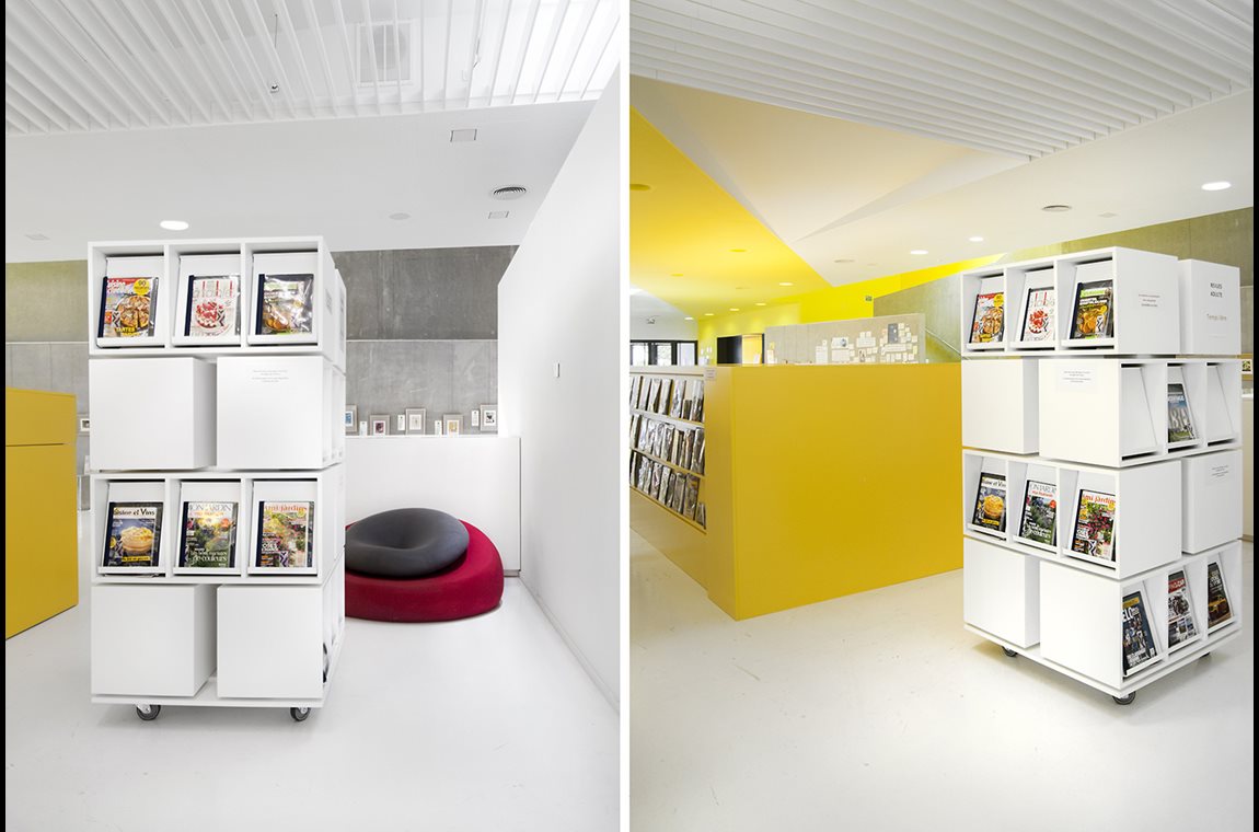 Isbergues Cultural Center Library, France - Public library