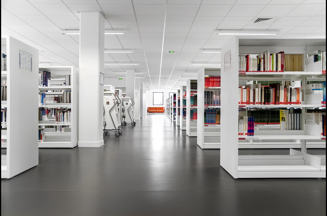 Universitätsbibliothek Caen, Frankreich - Wissenschaftliche Bibliothek