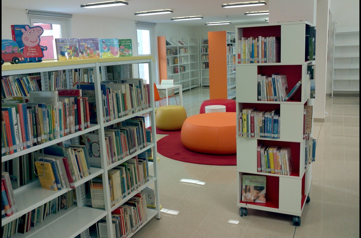 Biblioteca civica "Falco Marin" Grado, Italië - Openbare bibliotheek
