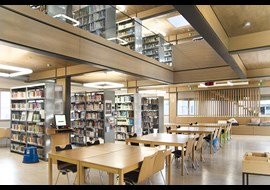 luxembourg_ecole_privee_fieldgen_school_library_lu_002-3.jpg