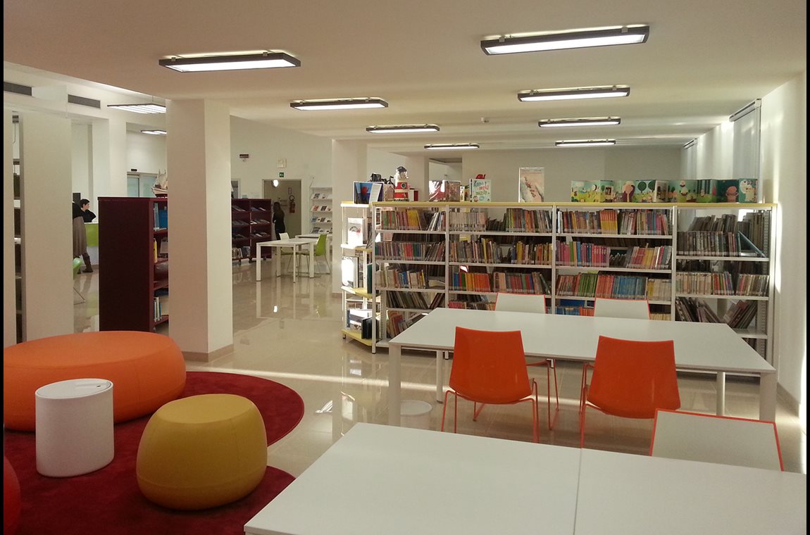 Biblioteca civica "Falco Marin" Grado, Italien - Offentliga bibliotek