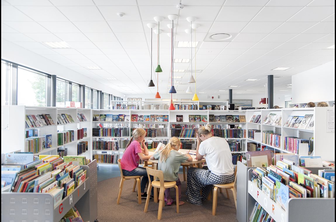 Bibliothèque municipale de Jonstorp, Suède - Bibliothèque municipale et BDP