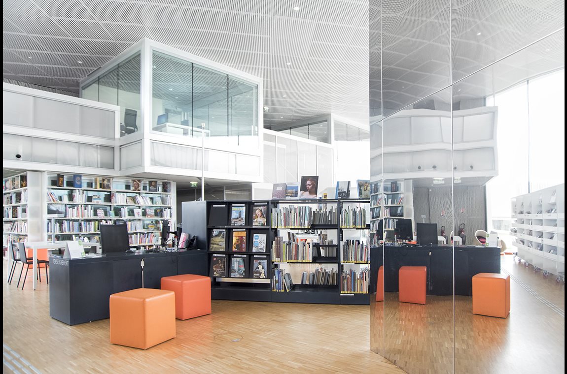 Alexis de Tocqueville Bibliotek, Caen-la-Mer, Frankrig  - Offentligt bibliotek