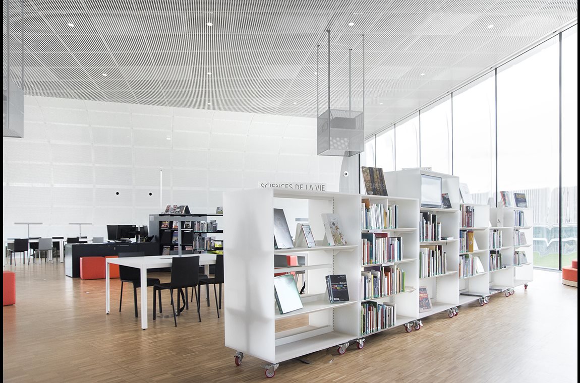 Alexis de Tocqueville Bibliotek, Caen-la-Mer, Frankrig  - Offentligt bibliotek