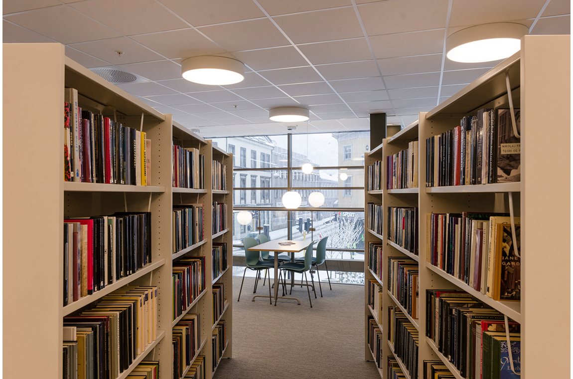 Öffentliche Bibliothek Holmestrand, Norwegen - Öffentliche Bibliothek