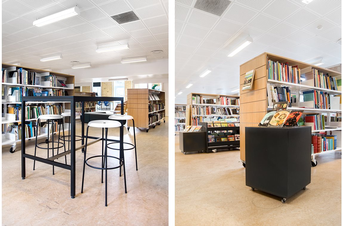 Engstrandskolen, Hvidovre, Danmark - Skolebibliotek