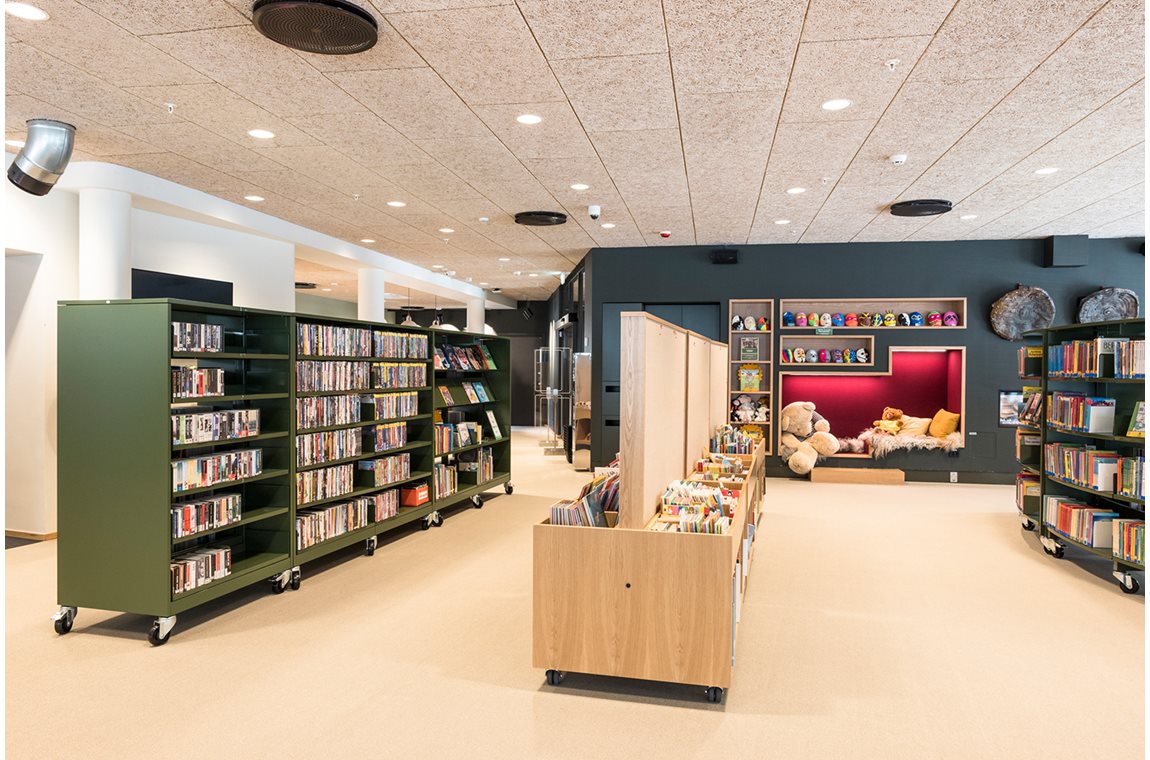 Öffentliche Bibliothek Ringebu, Norwegen - Öffentliche Bibliothek