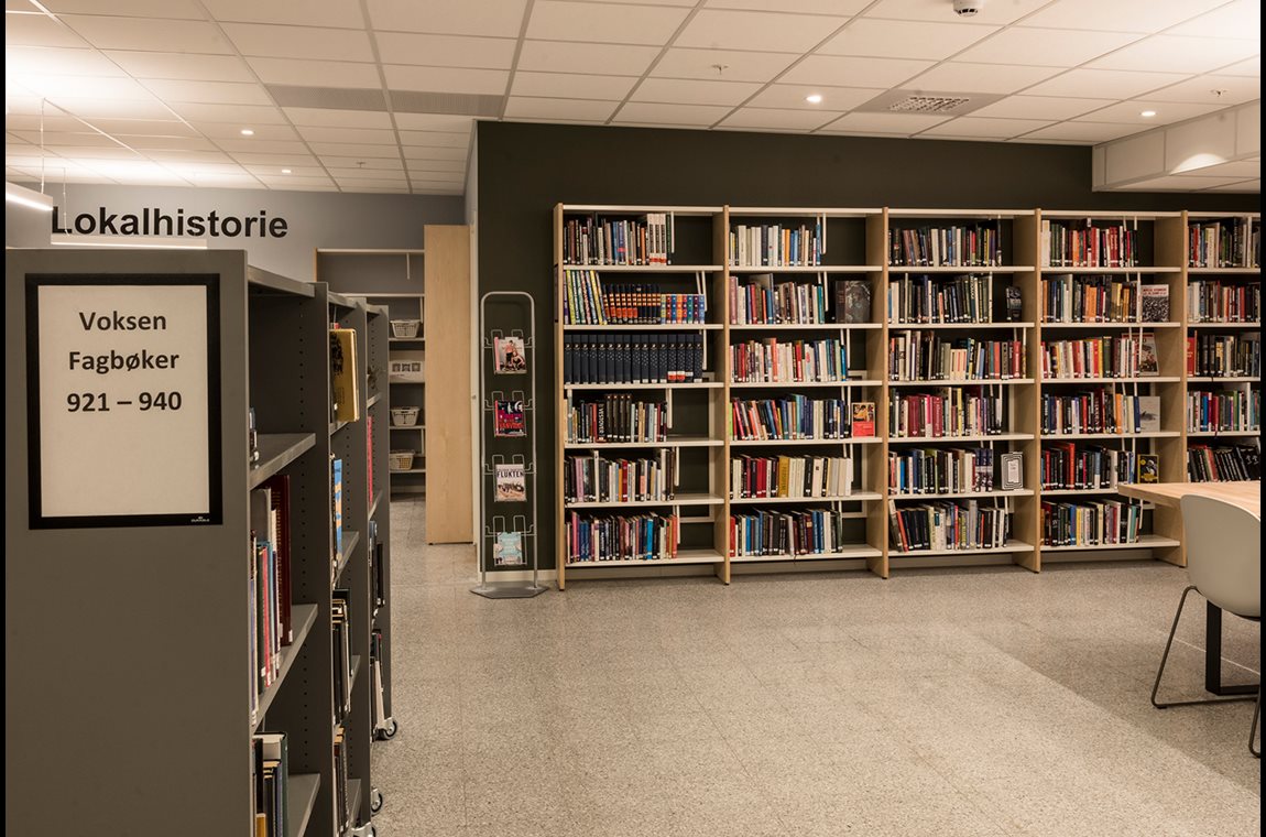 Openbare bibliotheek Trøgstad, Noorwegen - Openbare bibliotheek