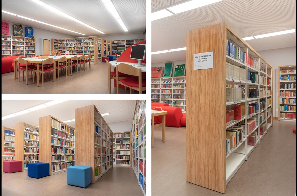 Bertolt-Brecht-Gymnasium, München, Deutschland - Schulbibliothek