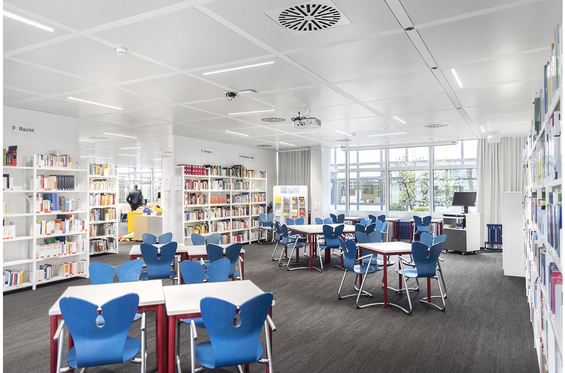 Biberach School Library, Germany - School libraries