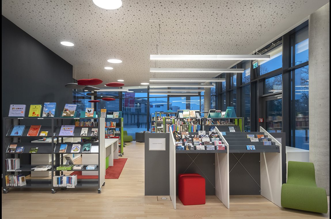 Bibliothéque municipale de Oberteuringen, Allemagne - Bibliothèque municipale et BDP
