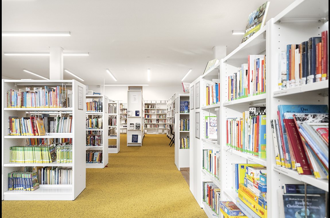 Bibliothéque municipale de Teningen, Allemagne - Bibliothèque municipale et BDP