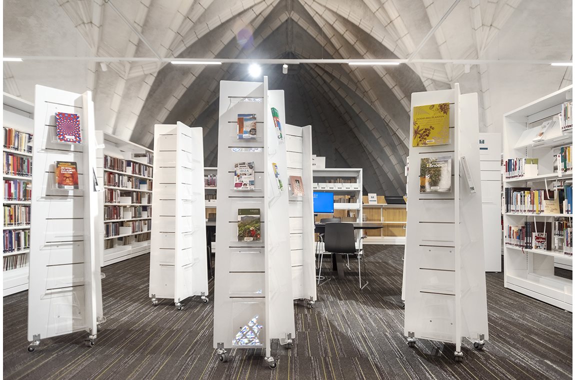 Bibliothéque municipale de Wielsbeke, Belgique - Bibliothèque municipale et BDP