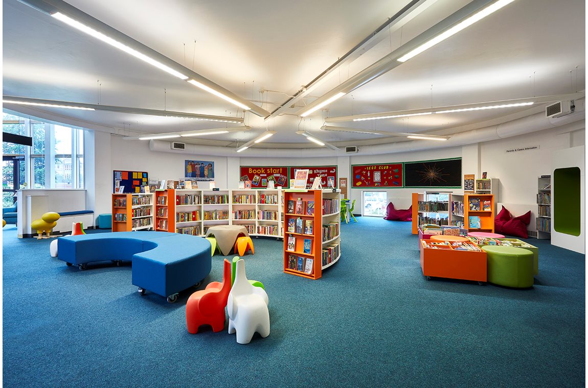 Rugby Library and Makerspace, United Kingdom - Public library