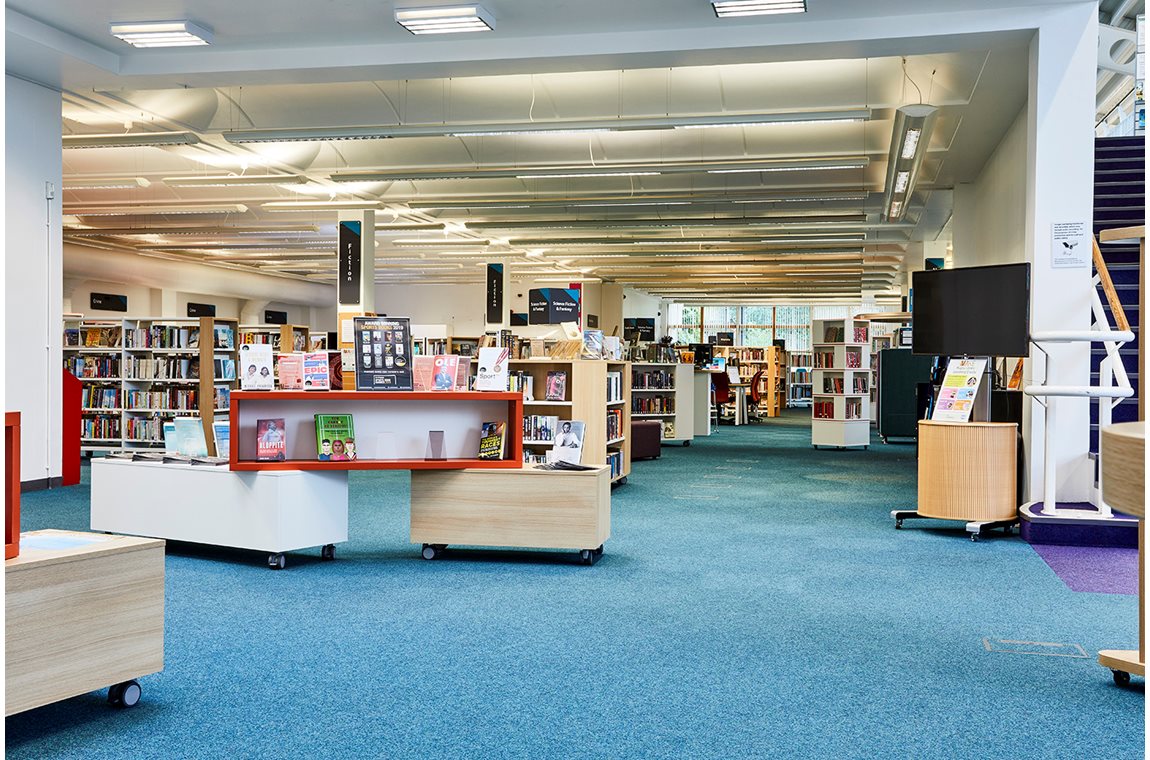 Bibliothèque municpale de Rugby, Royame-Uni - Bibliothèque municipale et BDP