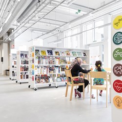 Öffentliche Bibliothek Fittja, Schweden