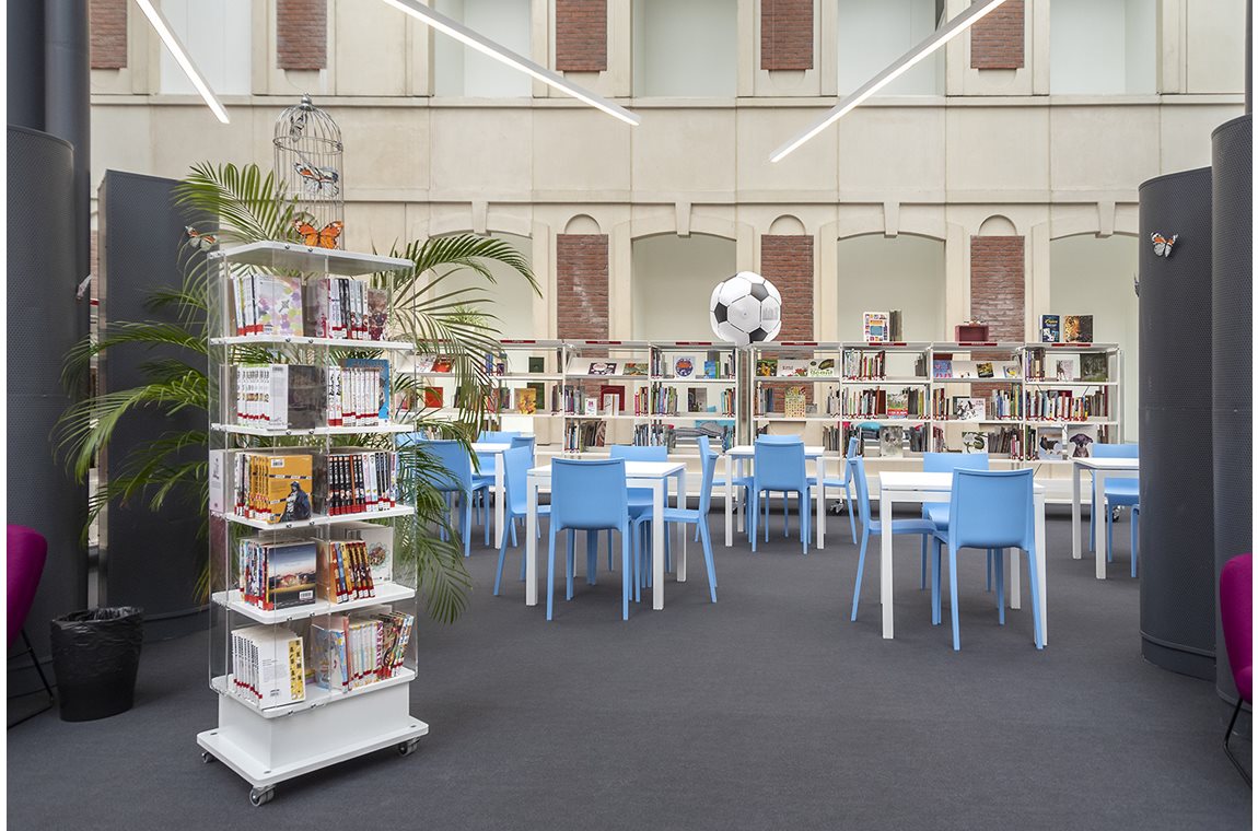 Simone Veil Bibliotek, Valenciennes, Frankrig - Offentligt bibliotek
