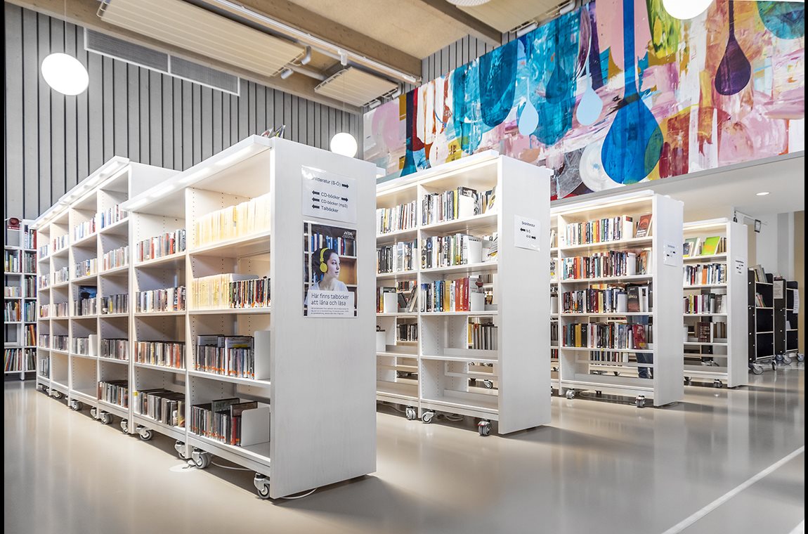 Bibliothéque municipale de Östhammar, Suède - Bibliothèque municipale et BDP