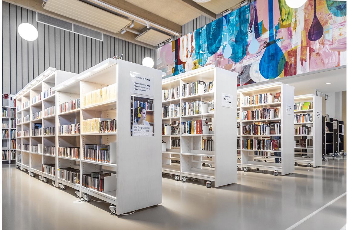 Bibliothéque municipale de Östhammar, Suède - Bibliothèque municipale et BDP