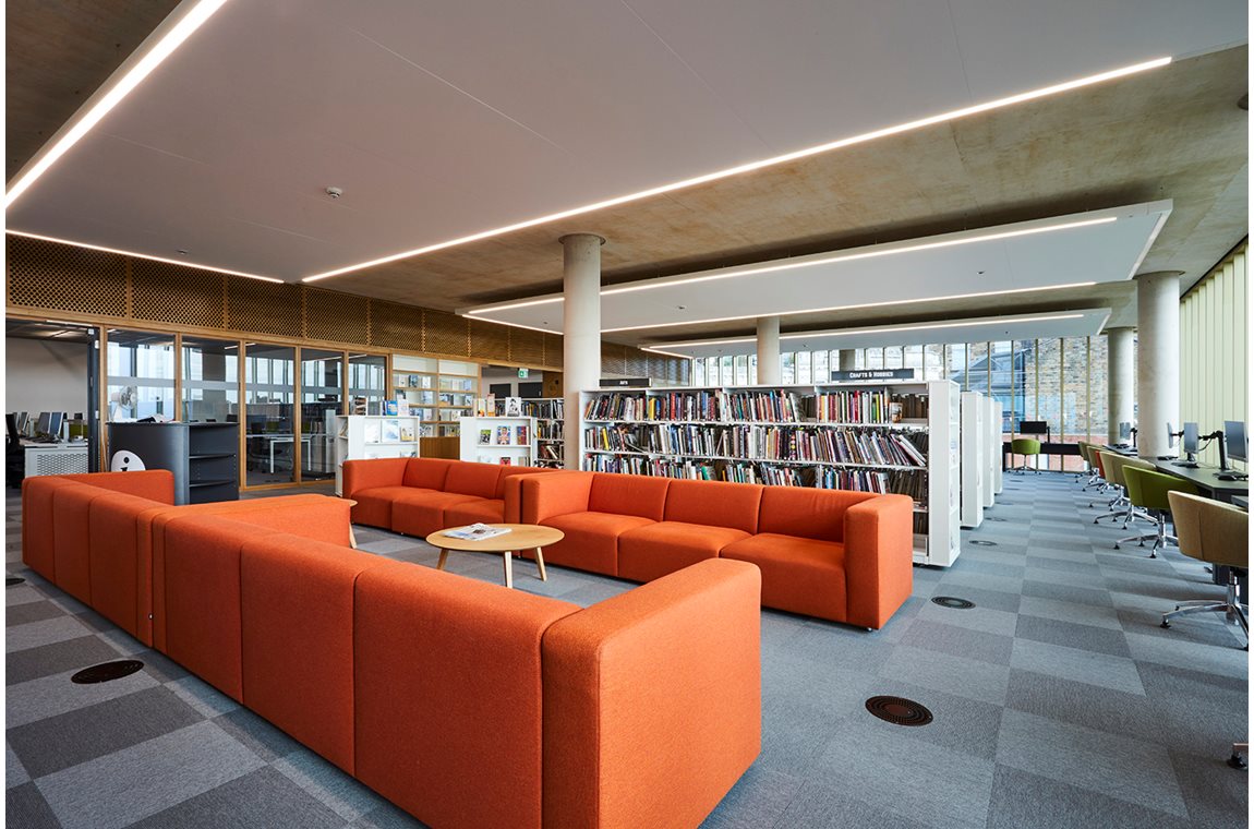 Öffentliche Bibliothek Barnsley, Großbritannien - Öffentliche Bibliothek