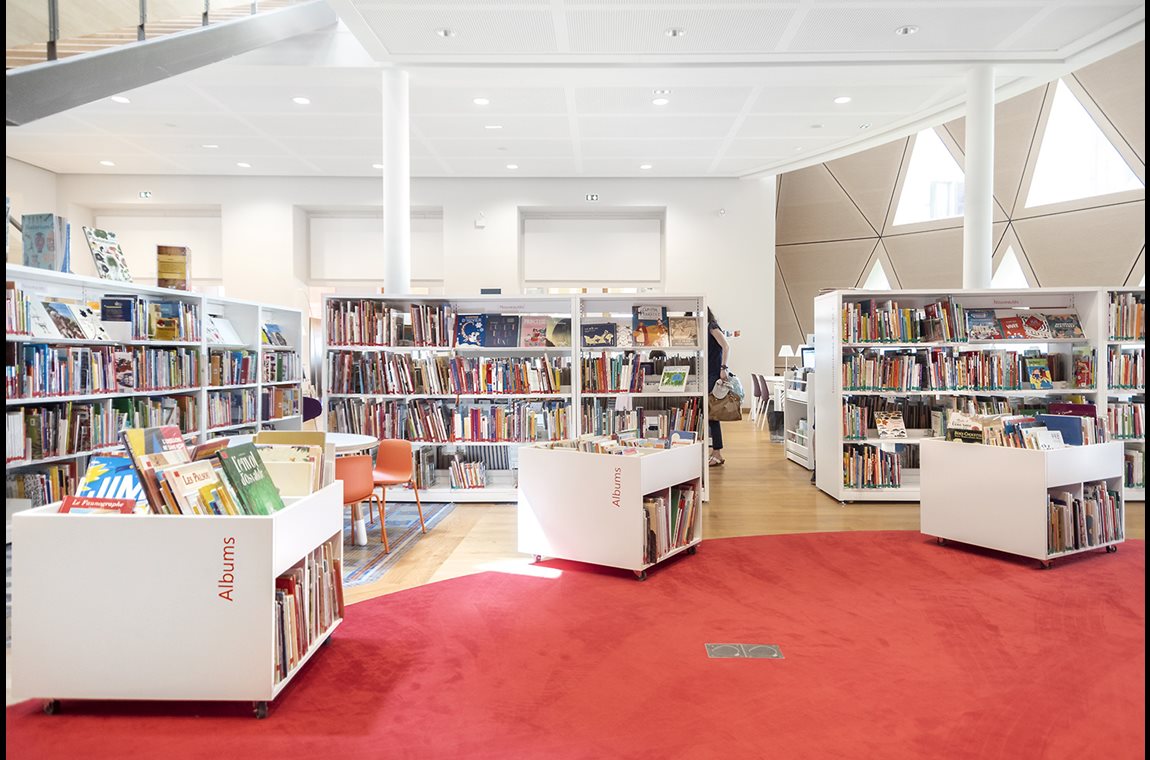 Saint Claude Public Library, France - Public library
